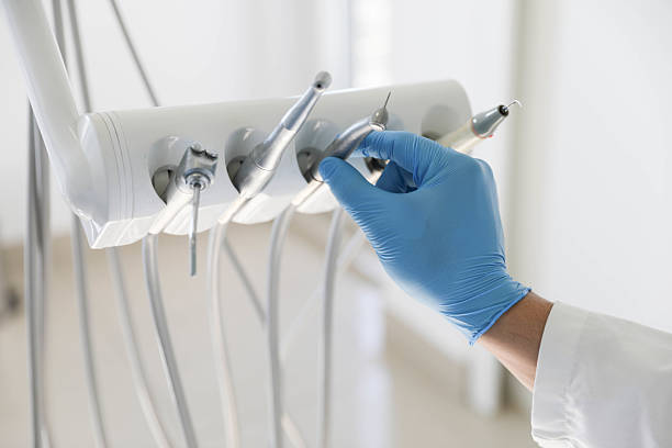 Professional Tooth Extraction technician working in Kent, OH